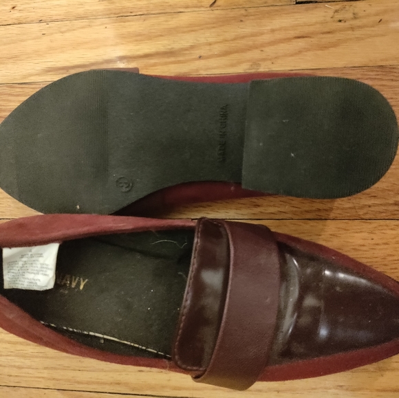 Shoes - Picture 2 of 2